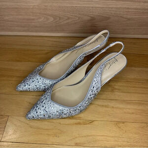 Betsey Johnson Clark Slingback Pointed Toe Pump in Silver - Size 9